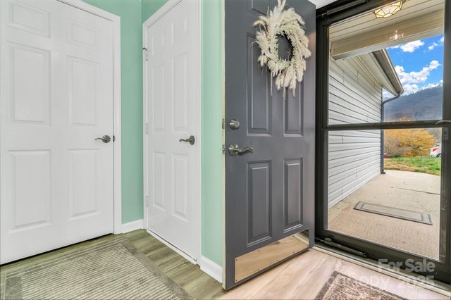 121 Cimarron Drive, Asheville, NC 28803