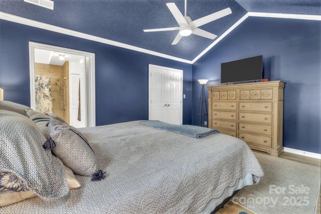 121 Cimarron Drive, Asheville, NC 28803