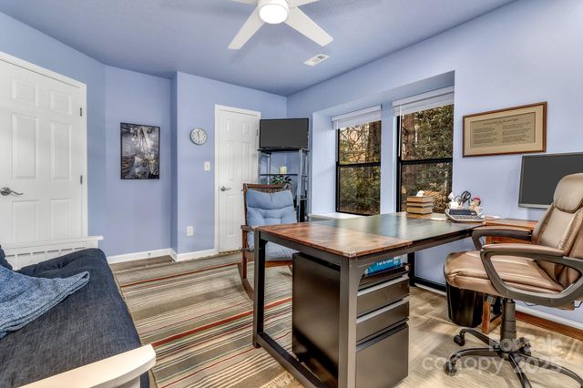 121 Cimarron Drive, Asheville, NC 28803