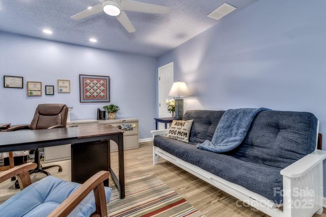 121 Cimarron Drive, Asheville, NC 28803