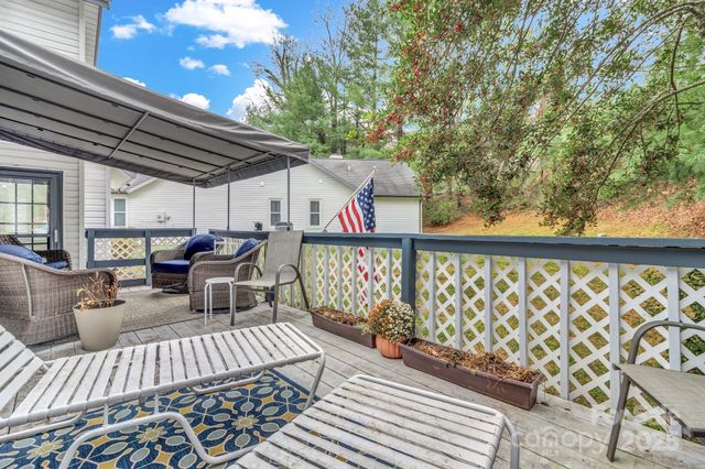 121 Cimarron Drive, Asheville, NC 28803