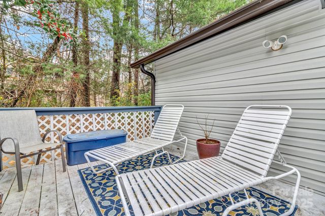 121 Cimarron Drive, Asheville, NC 28803