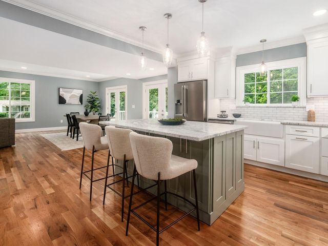 415 Glen Echo Circle, Columbus, OH 43202