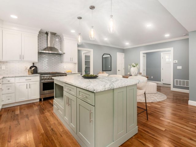 415 Glen Echo Circle, Columbus, OH 43202
