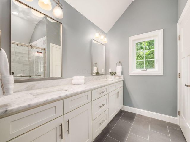 415 Glen Echo Circle, Columbus, OH 43202