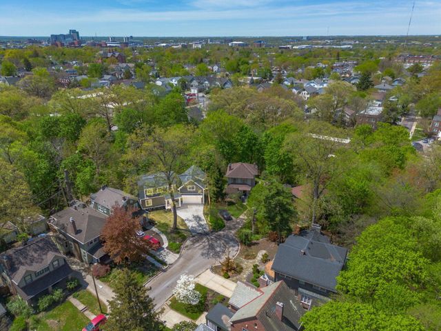 415 Glen Echo Circle, Columbus, OH 43202