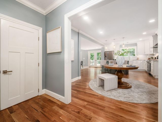 415 Glen Echo Circle, Columbus, OH 43202