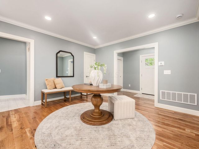 415 Glen Echo Circle, Columbus, OH 43202