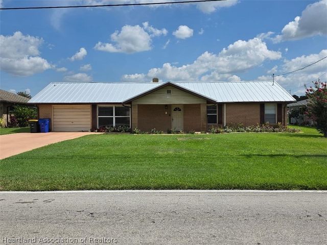 528 Catfish Creek Road, Lake Placid, FL 33852