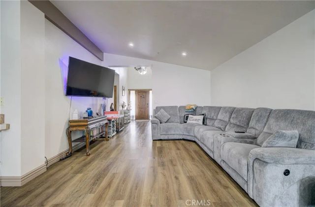 13691 Gavina 480, Sylmar, CA 91342