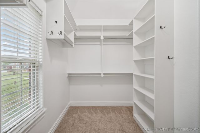 6531 S Ridgeview Road, Owasso, OK 74055