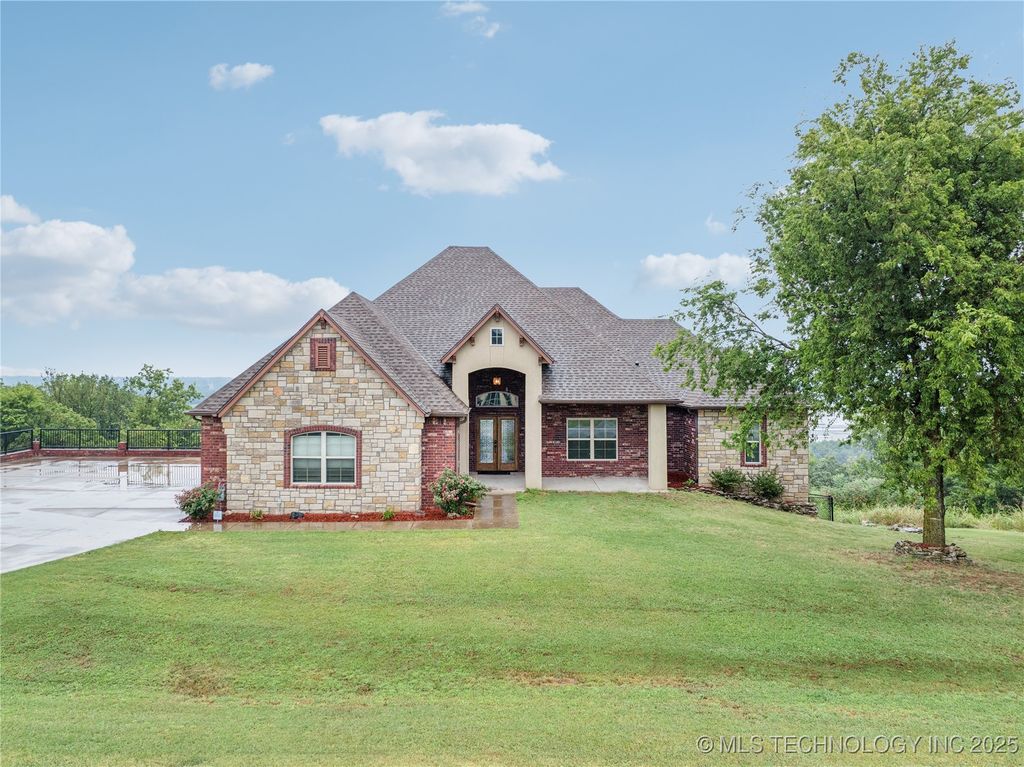 6531 S Ridgeview Road, Owasso, OK 74055
