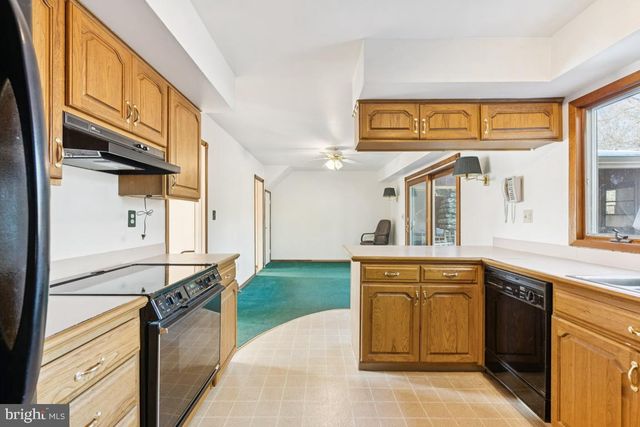 151 HARRINGTON CIR, Willingboro, NJ 08046