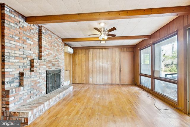 151 HARRINGTON CIR, Willingboro, NJ 08046