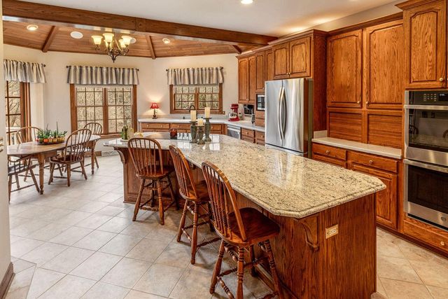 N27W5230 Hamilton ROAD, Cedarburg, WI 53012