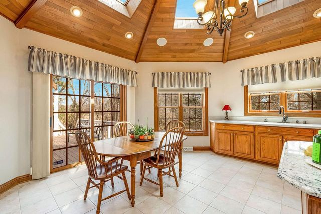 N27W5230 Hamilton ROAD, Cedarburg, WI 53012