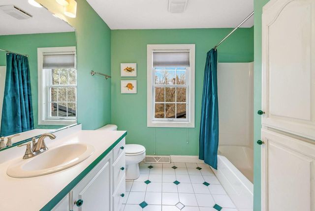 N27W5230 Hamilton ROAD, Cedarburg, WI 53012