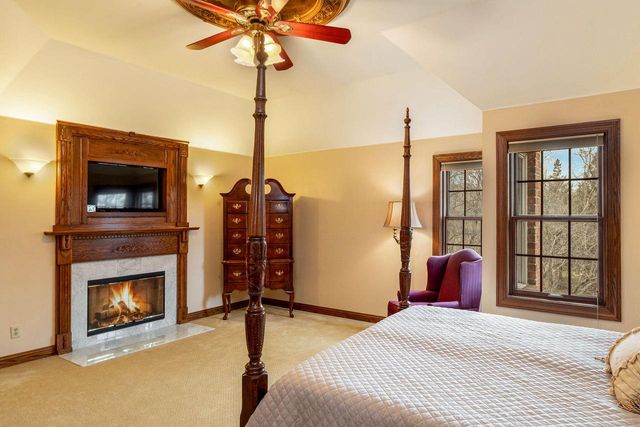 N27W5230 Hamilton ROAD, Cedarburg, WI 53012