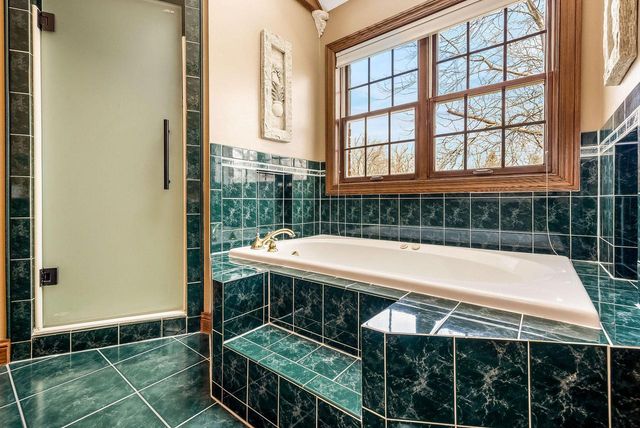 N27W5230 Hamilton ROAD, Cedarburg, WI 53012