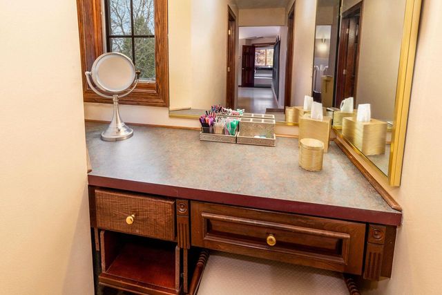 N27W5230 Hamilton ROAD, Cedarburg, WI 53012