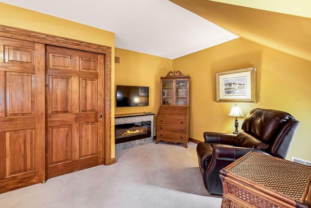 N27W5230 Hamilton ROAD, Cedarburg, WI 53012