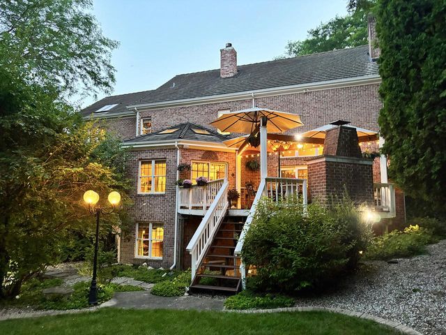 N27W5230 Hamilton ROAD, Cedarburg, WI 53012