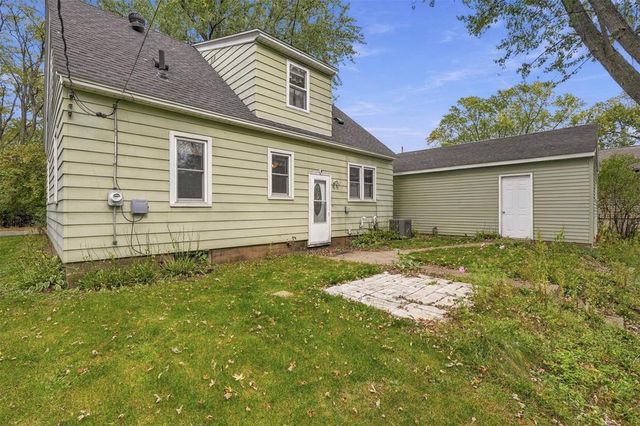 2445 Harrision Street, Eau Claire, WI 54703