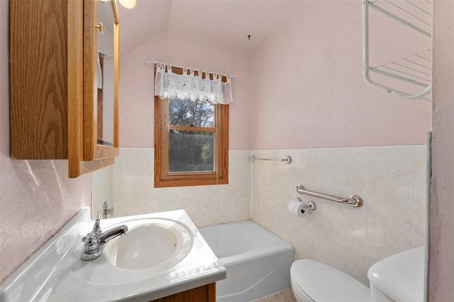 2445 Harrision Street, Eau Claire, WI 54703