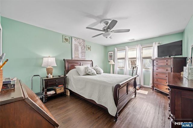 2 Ann S203, Clifton, NJ 07013