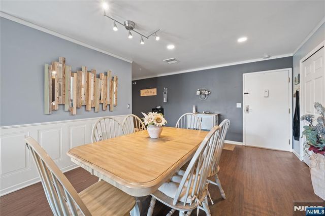 2 Ann S203, Clifton, NJ 07013