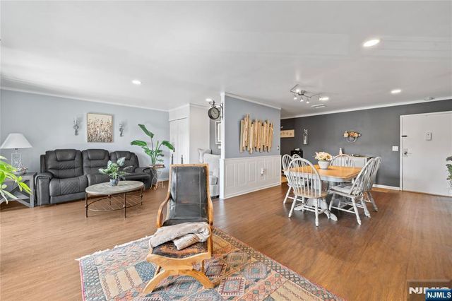 2 Ann S203, Clifton, NJ 07013