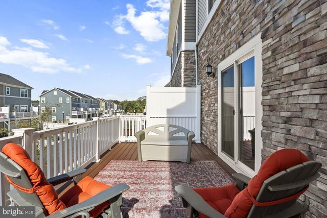 11197 CONWAY PL, White Plains, MD 20695