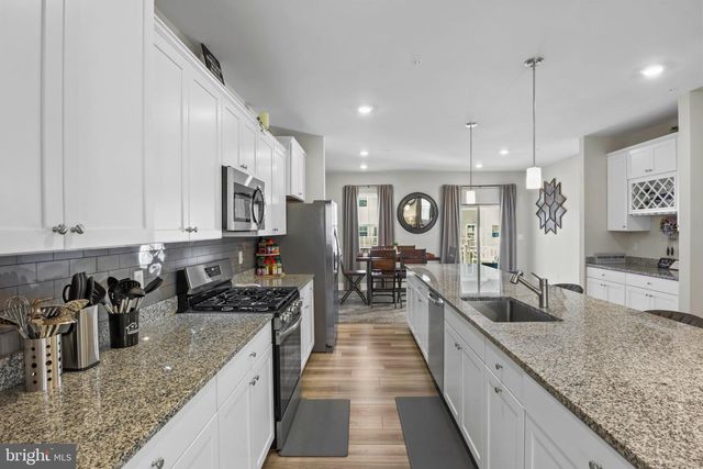 11197 CONWAY PL, White Plains, MD 20695