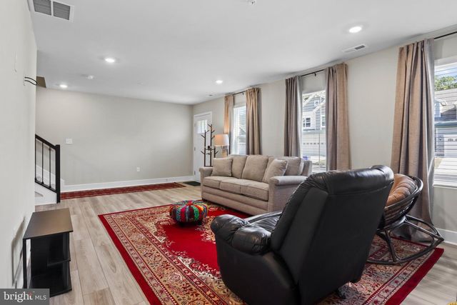 11197 CONWAY PL, White Plains, MD 20695