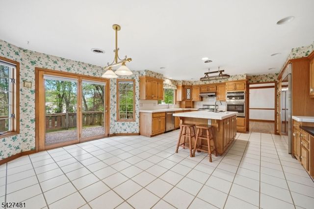 7 Trotters Ln, Mahwah Twp., NJ 07430