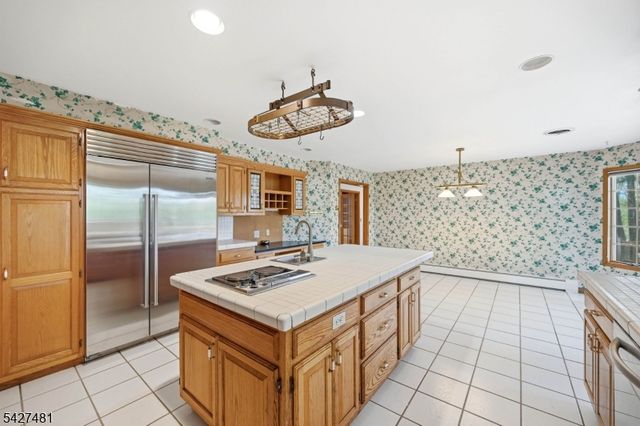 7 Trotters Ln, Mahwah Twp., NJ 07430