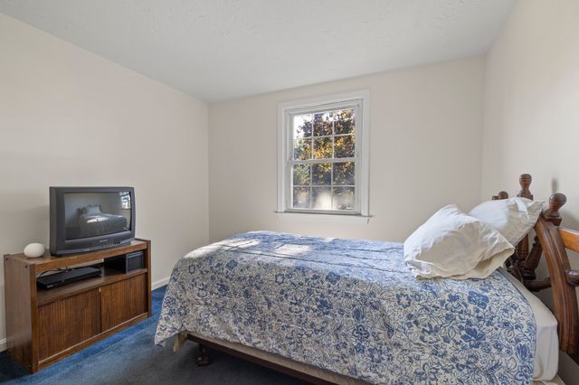 59 Spruce St, Bridgewater, MA 02324
