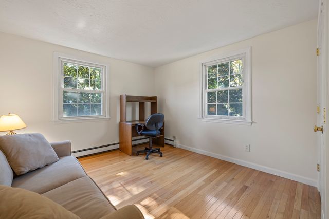 59 Spruce St, Bridgewater, MA 02324