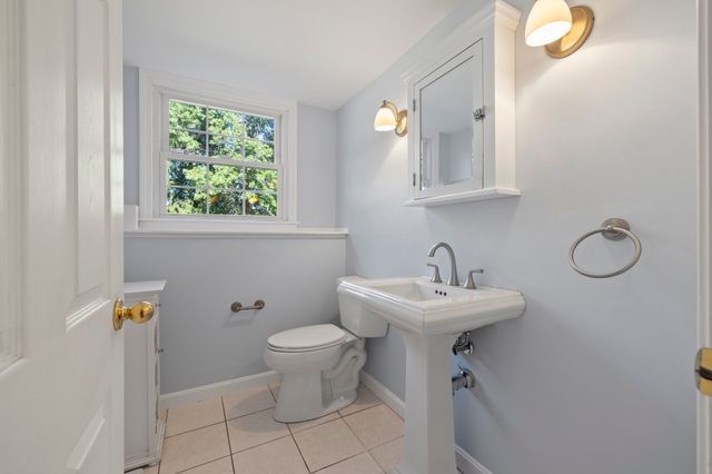 59 Spruce St, Bridgewater, MA 02324