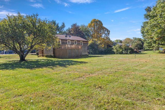59 Spruce St, Bridgewater, MA 02324