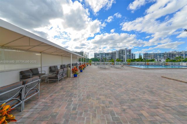 3000 S Ocean Drive 712, Hollywood, FL 33019
