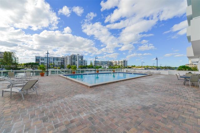 3000 S Ocean Drive 712, Hollywood, FL 33019
