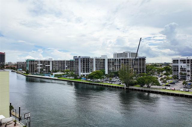 3000 S Ocean Drive 712, Hollywood, FL 33019