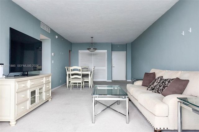 3000 S Ocean Drive 712, Hollywood, FL 33019