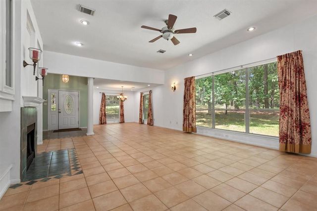 5914 Stone Creek Drive, Magnolia, TX 77354