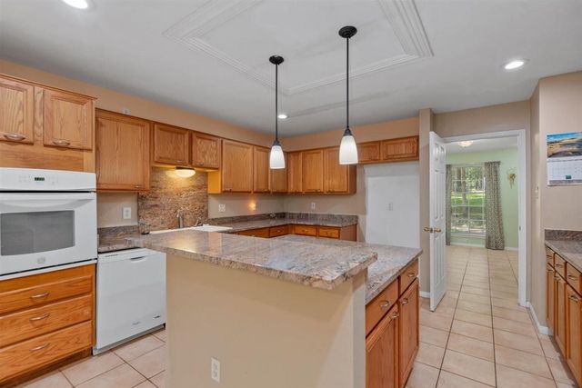 5914 Stone Creek Drive, Magnolia, TX 77354