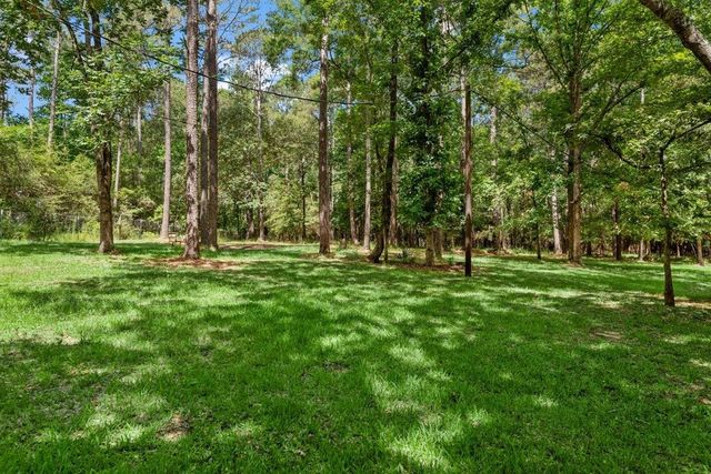 5914 Stone Creek Drive, Magnolia, TX 77354