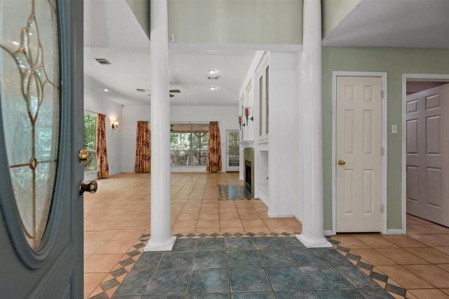 5914 Stone Creek Drive, Magnolia, TX 77354