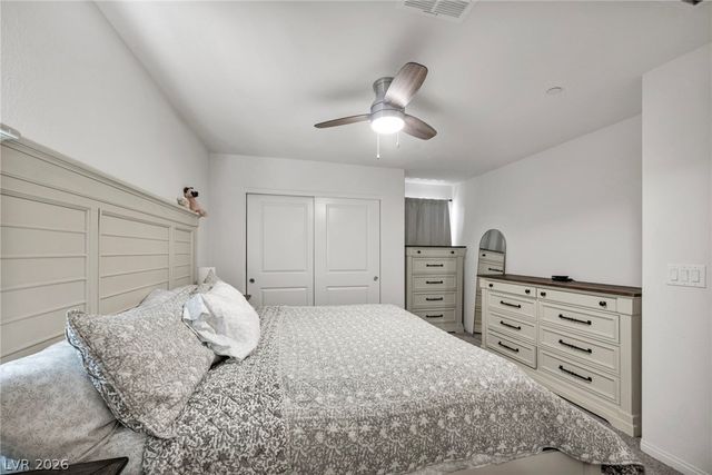 2742 Champagne Gold Avenue, North Las Vegas, NV 89086