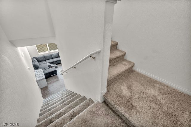 2742 Champagne Gold Avenue, North Las Vegas, NV 89086